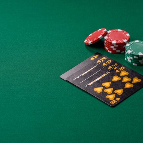 Polski poker u bukmacherów. Jak grać?